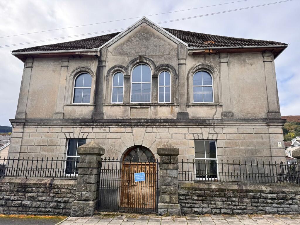 Main image of property: Saron Chapel, Davis Street, Aberdare