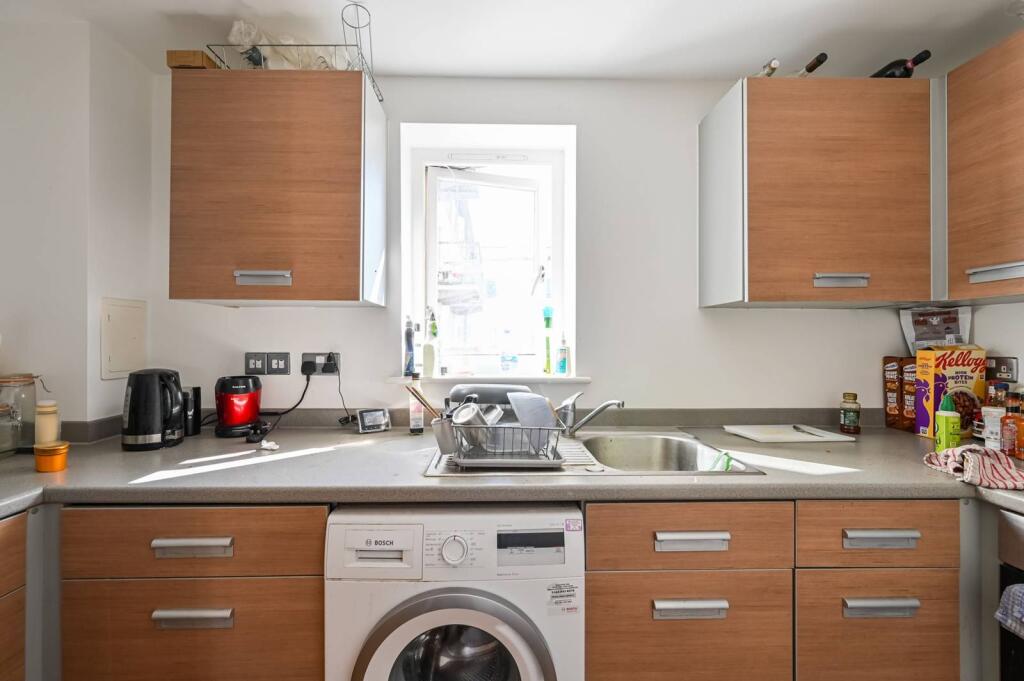 Main image of property: Tredegar Road, E3, Bow, London, E3
