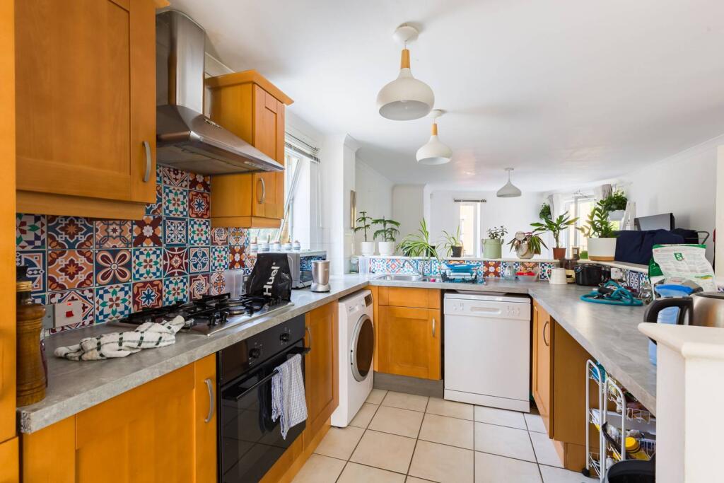 Main image of property: Gunmakers Lane, E3, Bow, London, E3