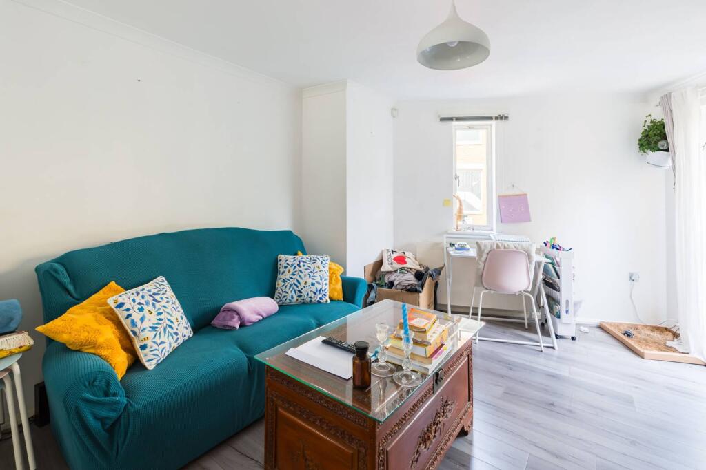 Main image of property: Gunmakers Lane, E3, Bow, London, E3