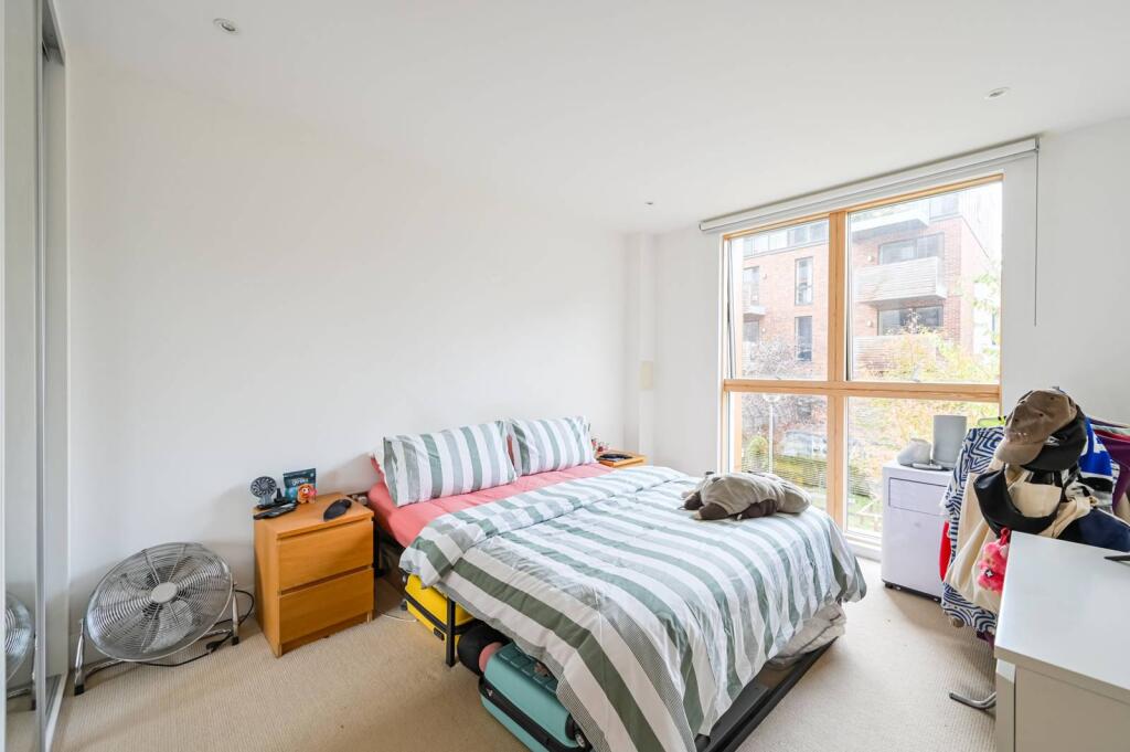 Main image of property: Donoghue Court, Tower Hamlets, London, E3