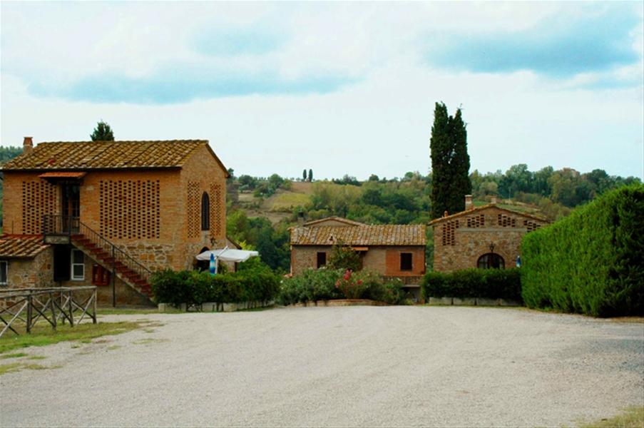Farm for sale in Montaione, Tuscany, Italy