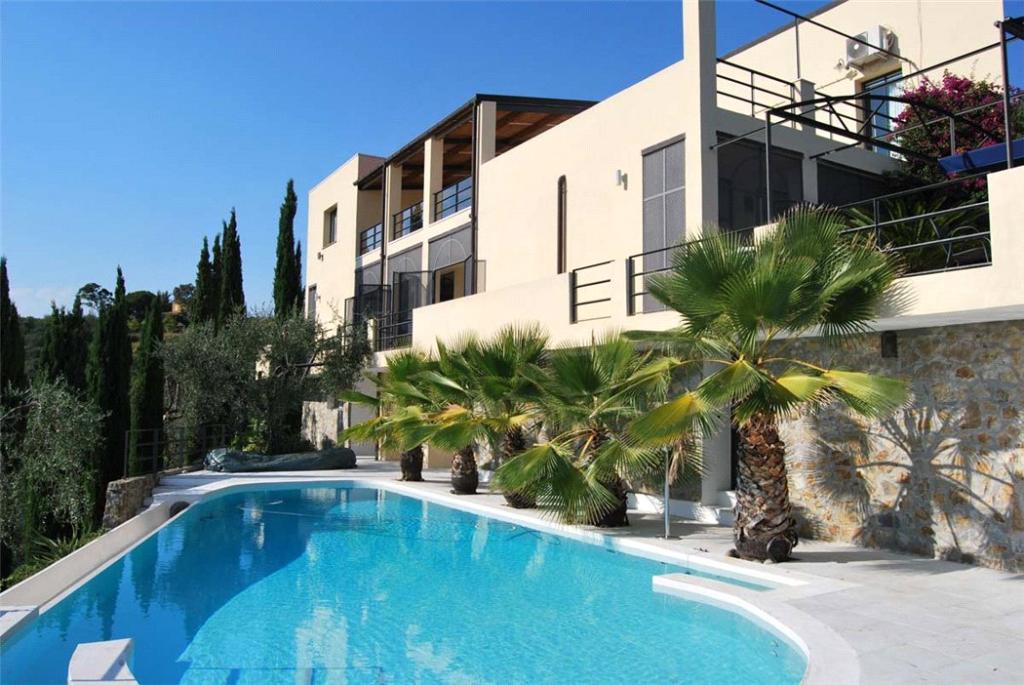 5 bedroom villa for sale in Imperia, Liguria, Italy