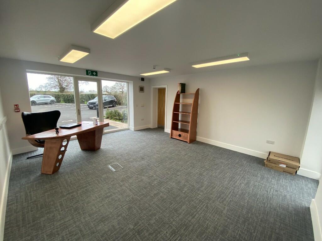Additional property image - Unit 5 Allumbrook Barns, London Road, Holmes Chapel,CW4