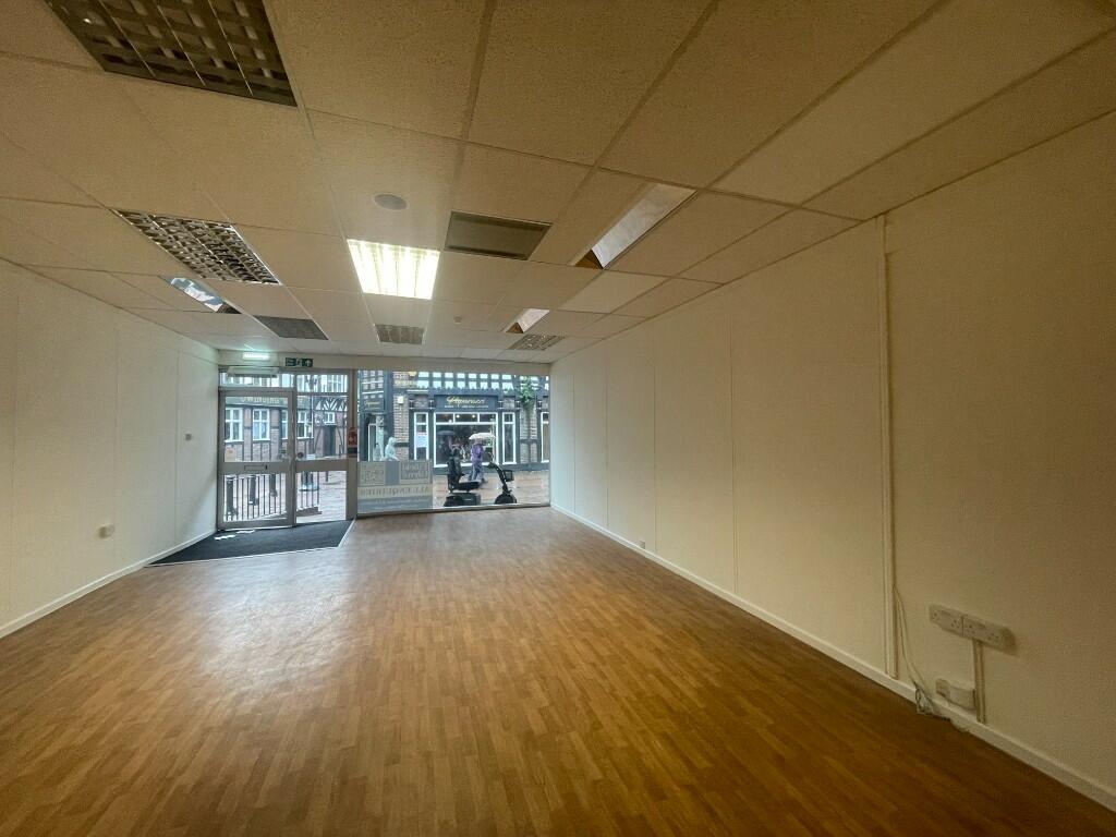 Additional property image - 53 High Street, Northwich, Cheshire, CW9