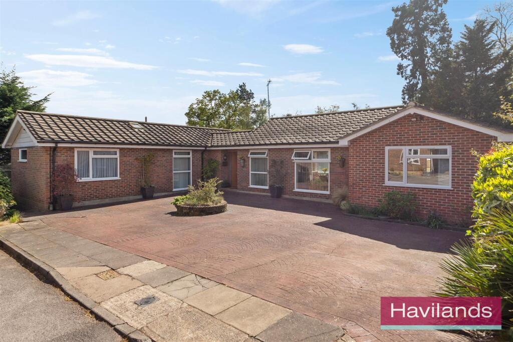 Main image of property: Maplin Close, London