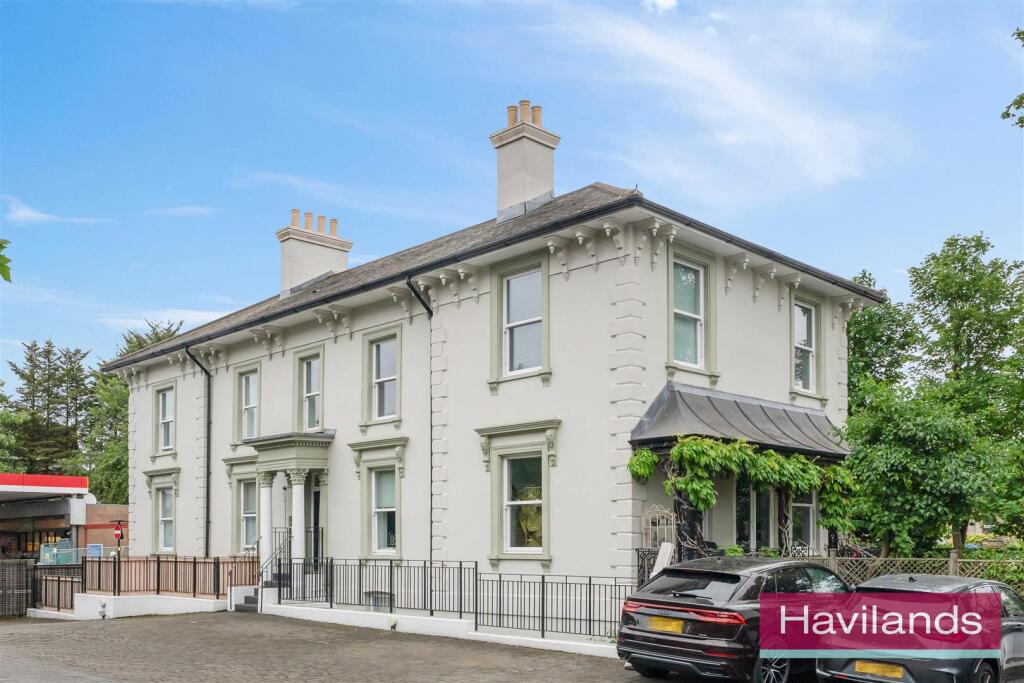 Main image of property: Green Lanes, London