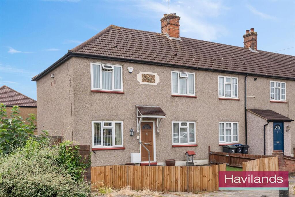 Main image of property: Carpenter Gardens, London