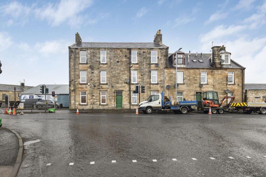 2 bedroom flat for sale in 9 Bridgend, Kilbirnie KA25 7DJ, KA25