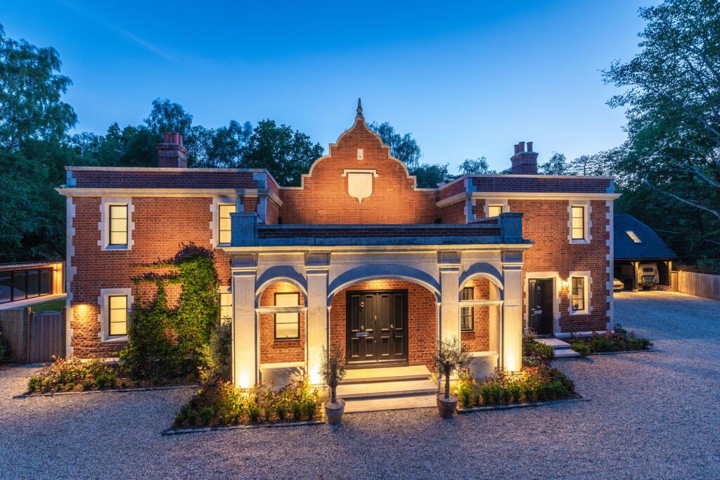 Main image of property: Easthampstead Park, Wokingham, RG40