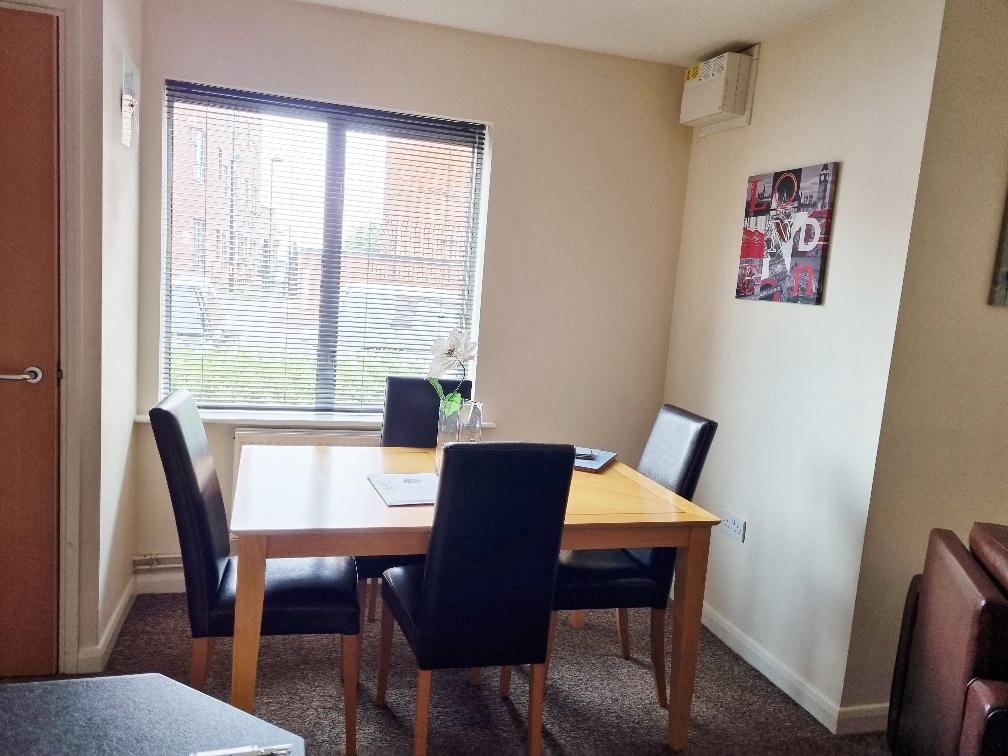 2 bedroom flat share for rent in Royal Victoria Court, Gamble Street, Nottingham, NG7 4ET, NG7