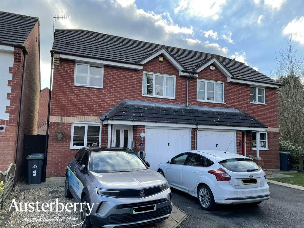 3 bedroom semi-detached house for sale in Ayreshire Grove, Lightwood, Stoke-On-Trent, ST3 4TL, ST3