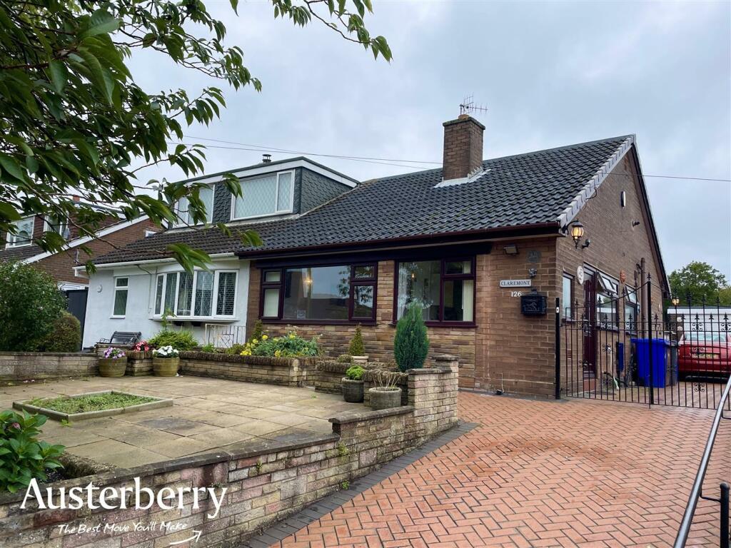 2 bedroom semidetached bungalow for sale in Foley Road, Longton, Stoke