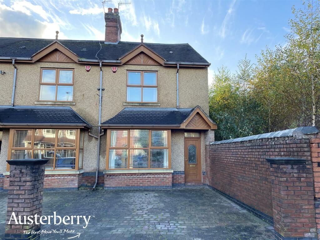 3 bedroom town house for sale in Lightwood Road, Lightwood, Stoke-On-Trent, Staffordshire, ST3 4LA, ST3