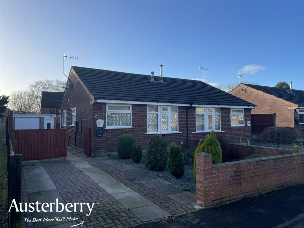 2 bedroom semi-detached bungalow for sale in Waterdale Grove, Stoke-On-Trent, ST3