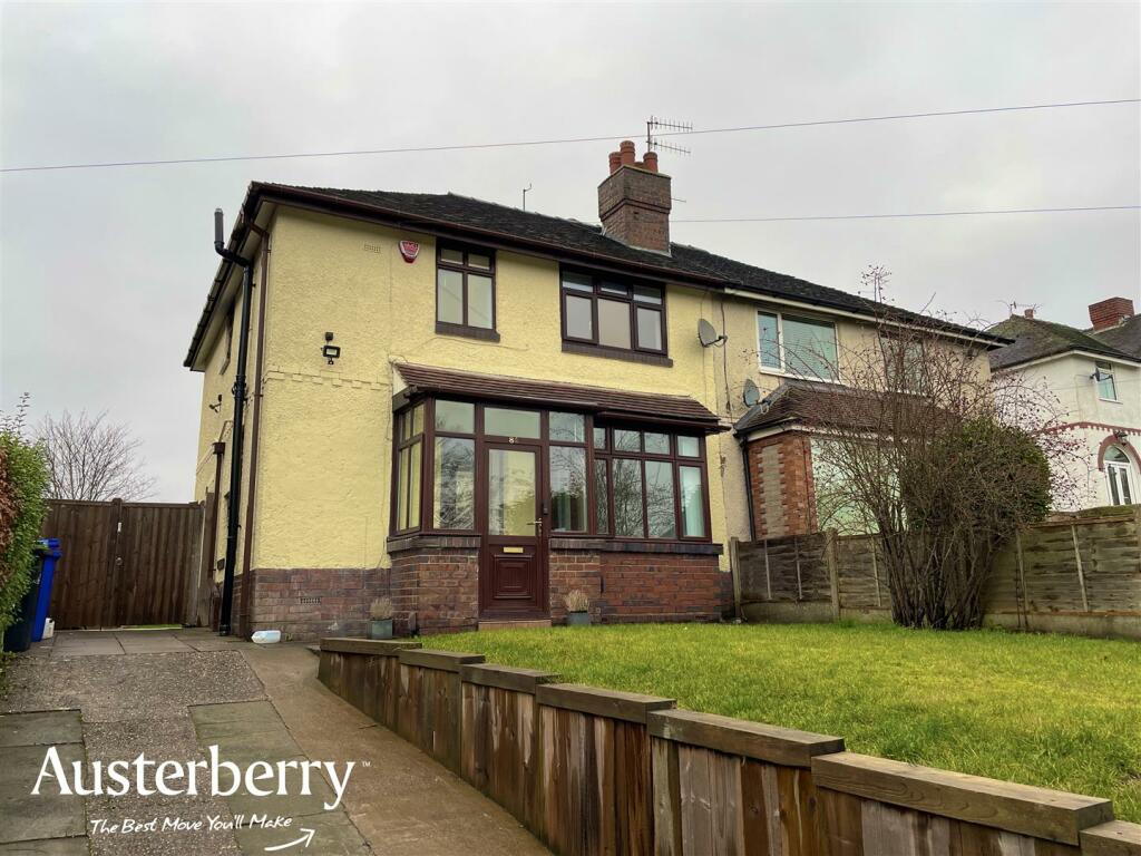 3 bedroom semi-detached house for sale in Newcastle Lane, Stoke-On-Trent, ST4