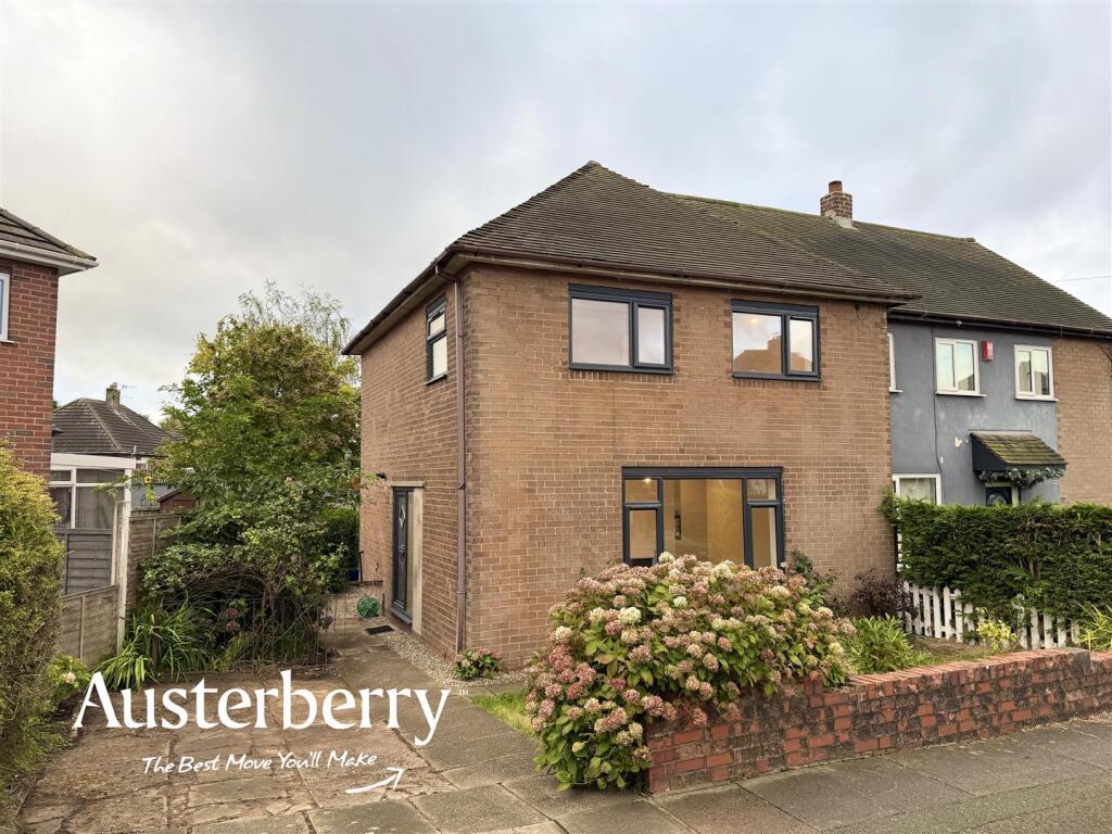 Main image of property: Moffat Grove, Bentilee, Stoke-On-Trent