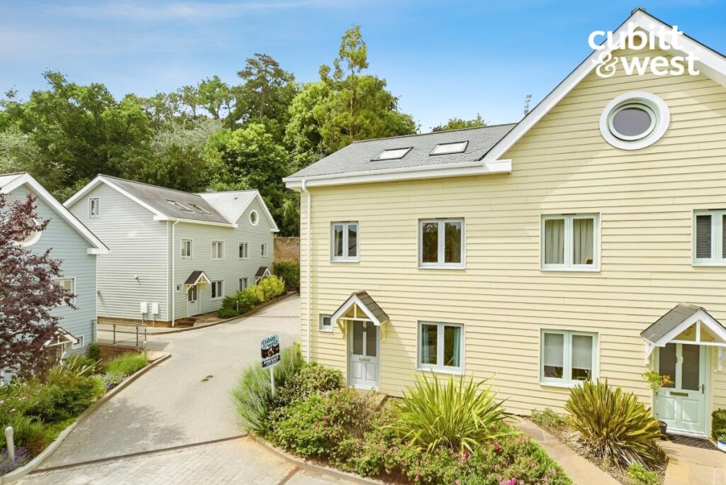 Main image of property: Somerset Gardens Redhill RH1