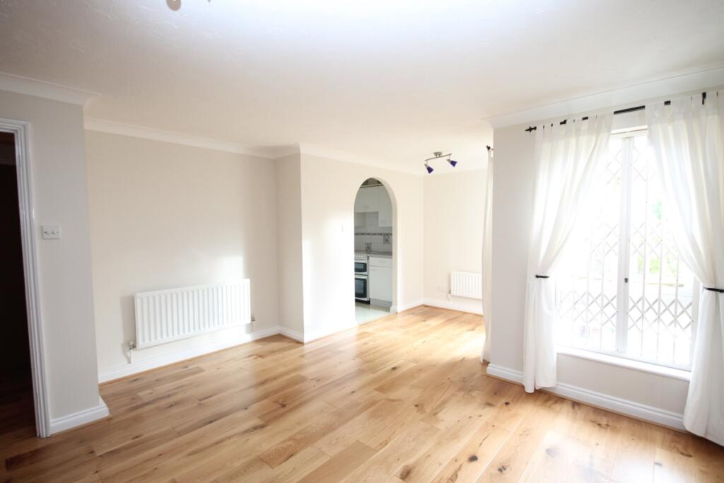 Main image of property: The Crescent Sutton SM2