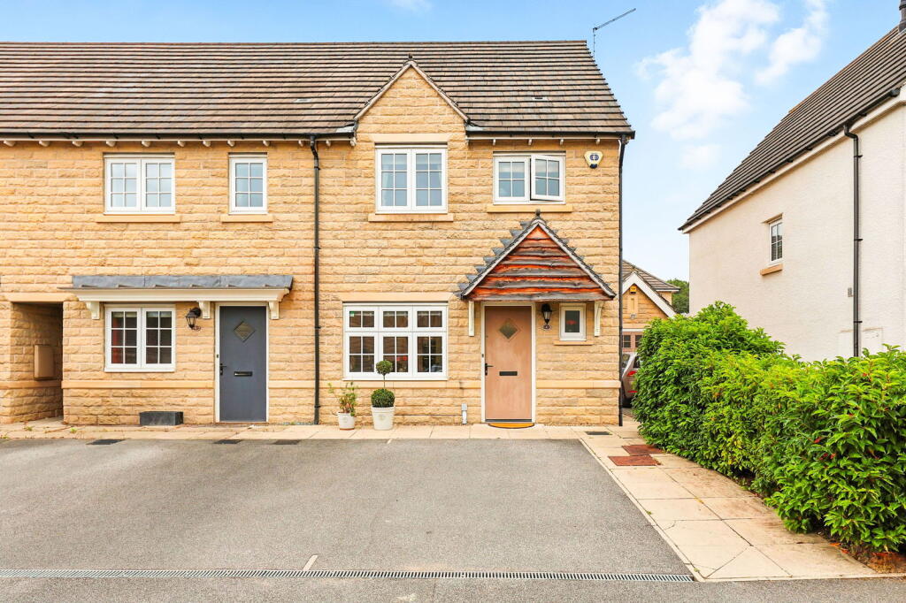 Main image of property: Mackintosh Close, Horsforth, Leeds, LS18 4FS