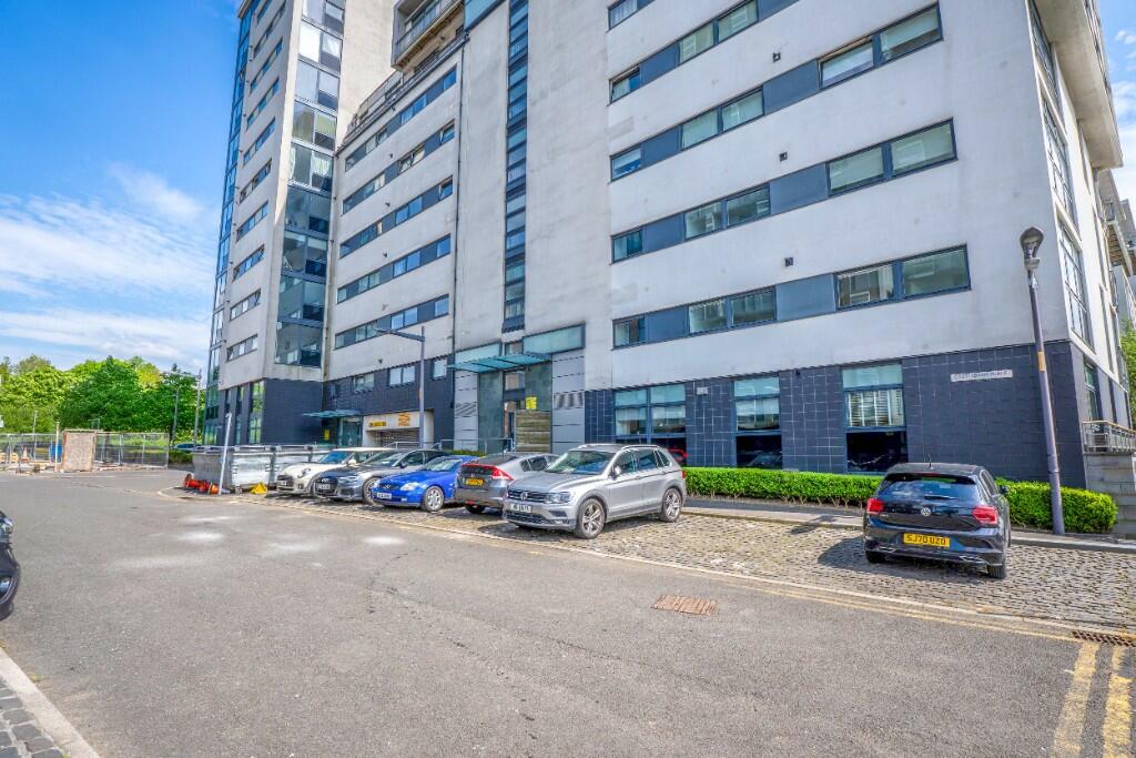 Main image of property: Castlebank Place, Glasgow, G11