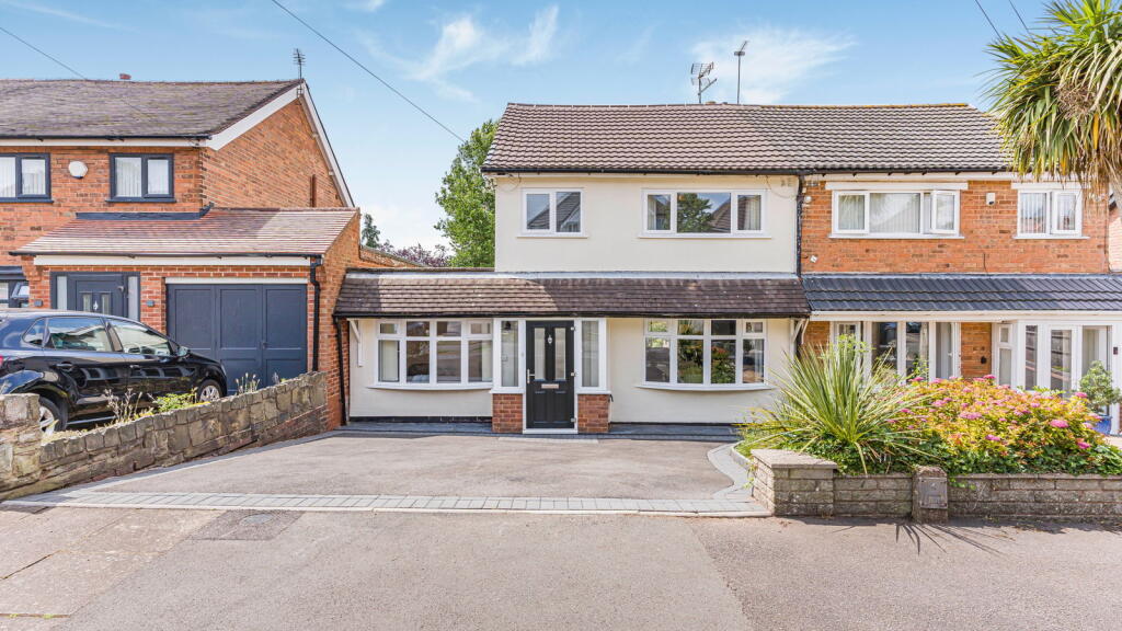 Main image of property: Yateley Crescent, Birmingham, B42 1JQ