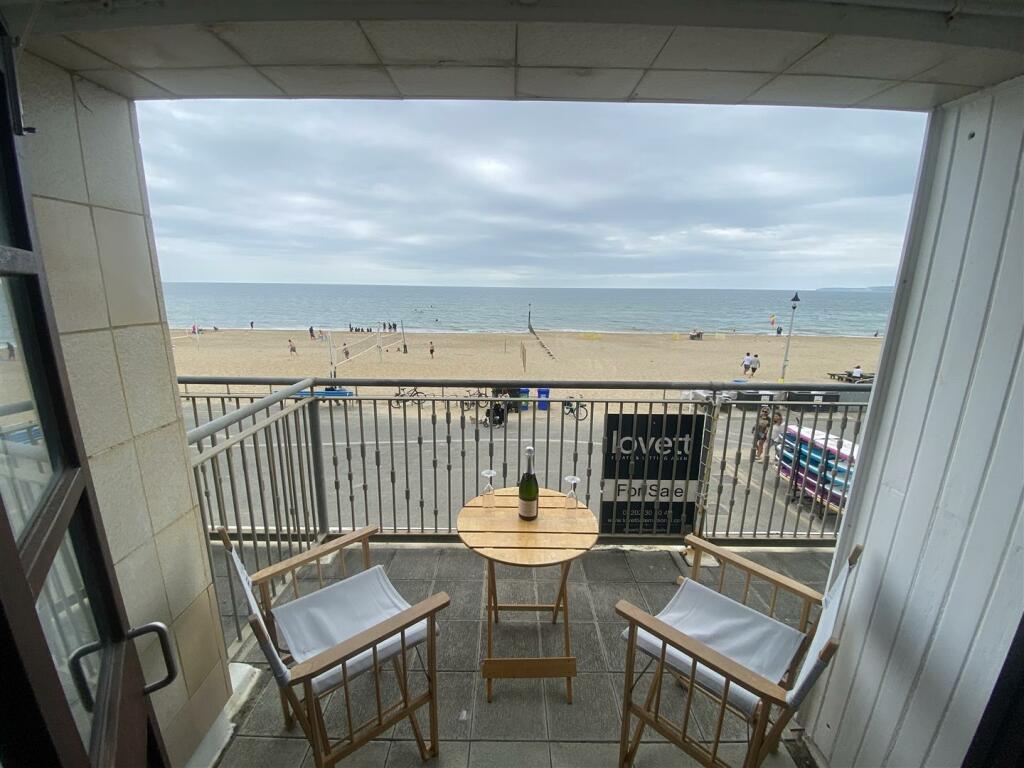 Studio flat for sale in Spa Road, Bournemouth, BH5