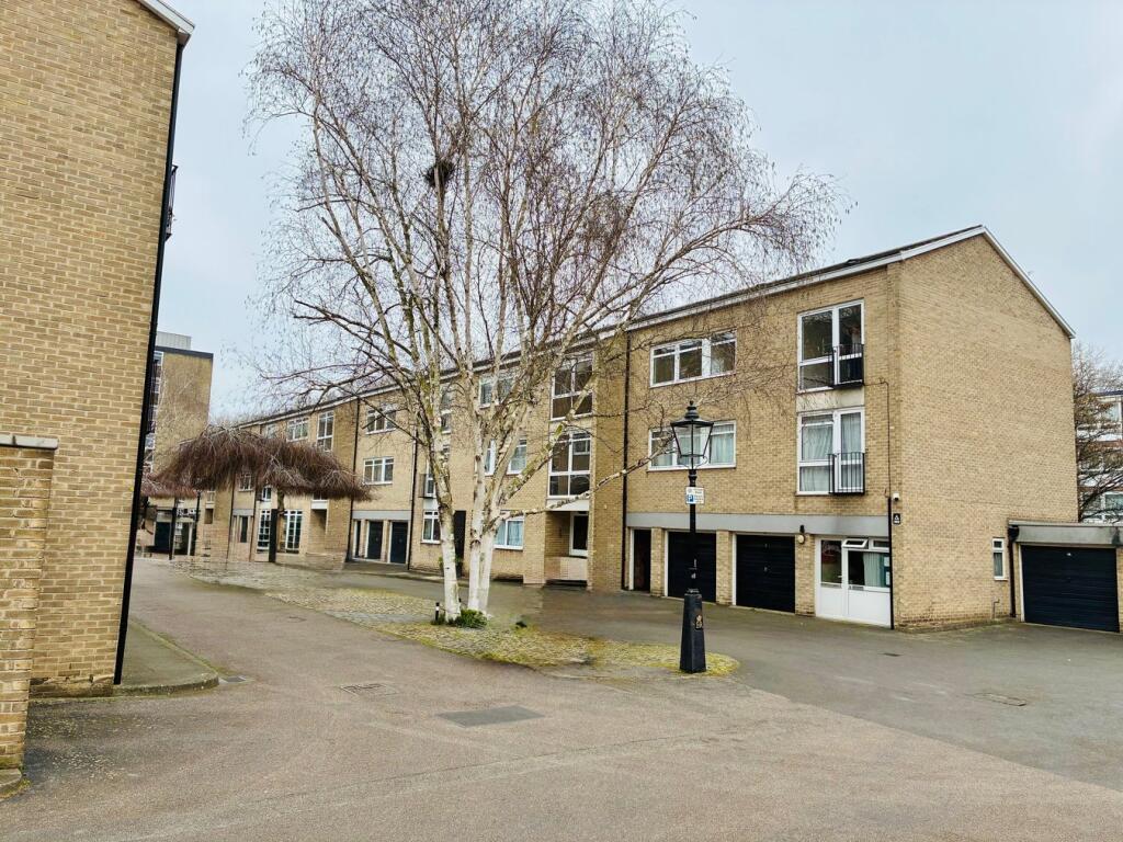 Main image of property: Chester Close South, London, NW1