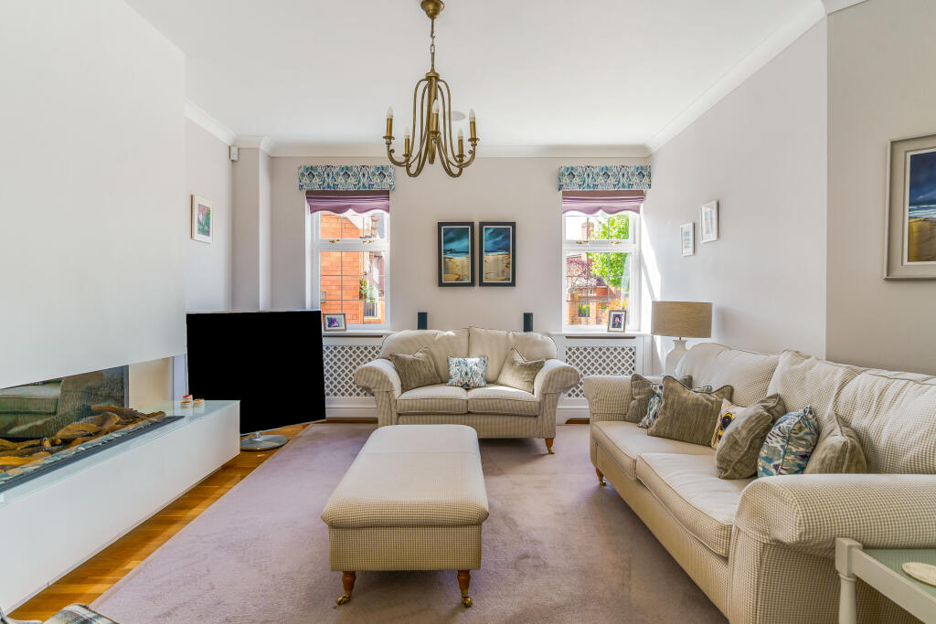 Additional property image - Oldborough Drive, Warwick, CV35