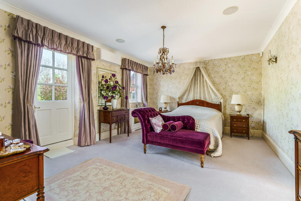 Additional property image - Oldborough Drive, Warwick, CV35
