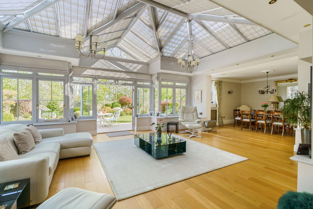 Additional property image - Oldborough Drive, Warwick, CV35