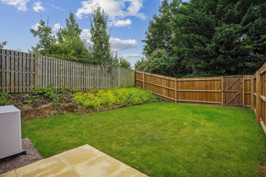 Additional property image - Headland Rise, Stratford-Upon-Avon, CV37