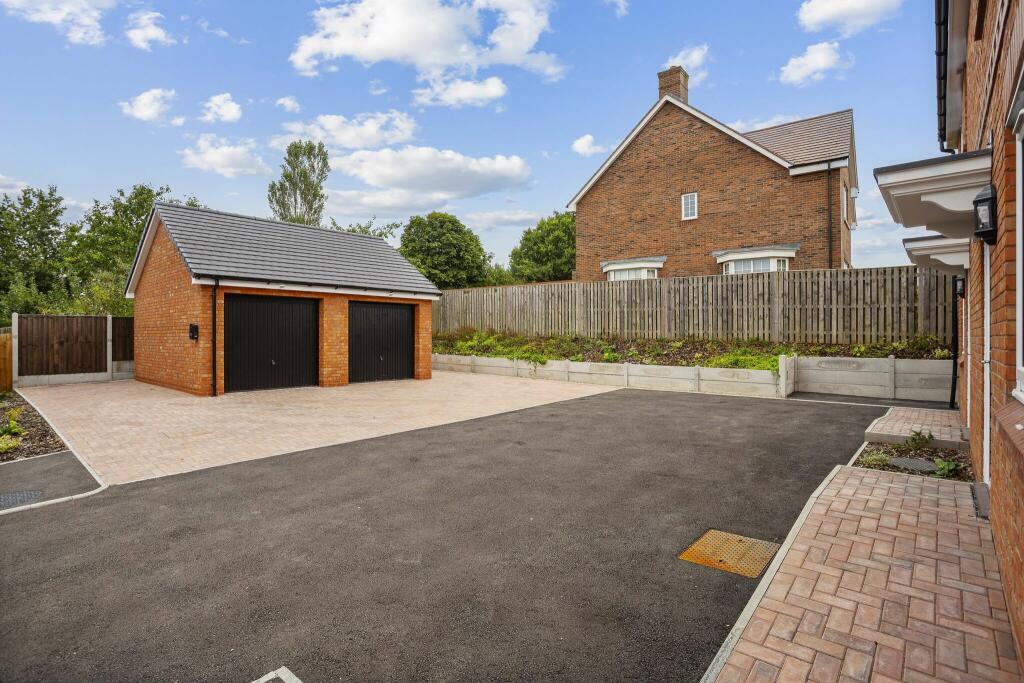 Additional property image - Headland Rise, Stratford-Upon-Avon, CV37