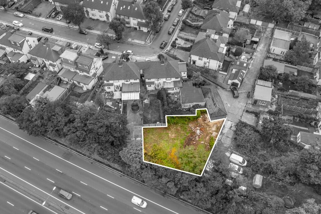 Main image of property: Selborne Gardens, London, NW4