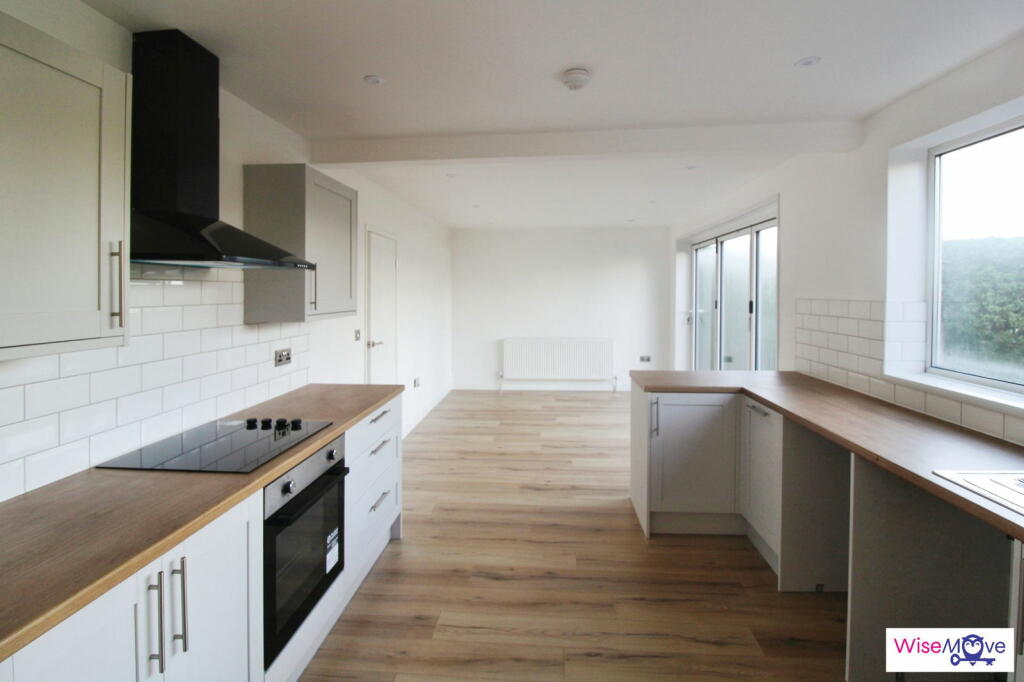 Additional property image - Hough Fold Way, Bolton, BL2 3PY
