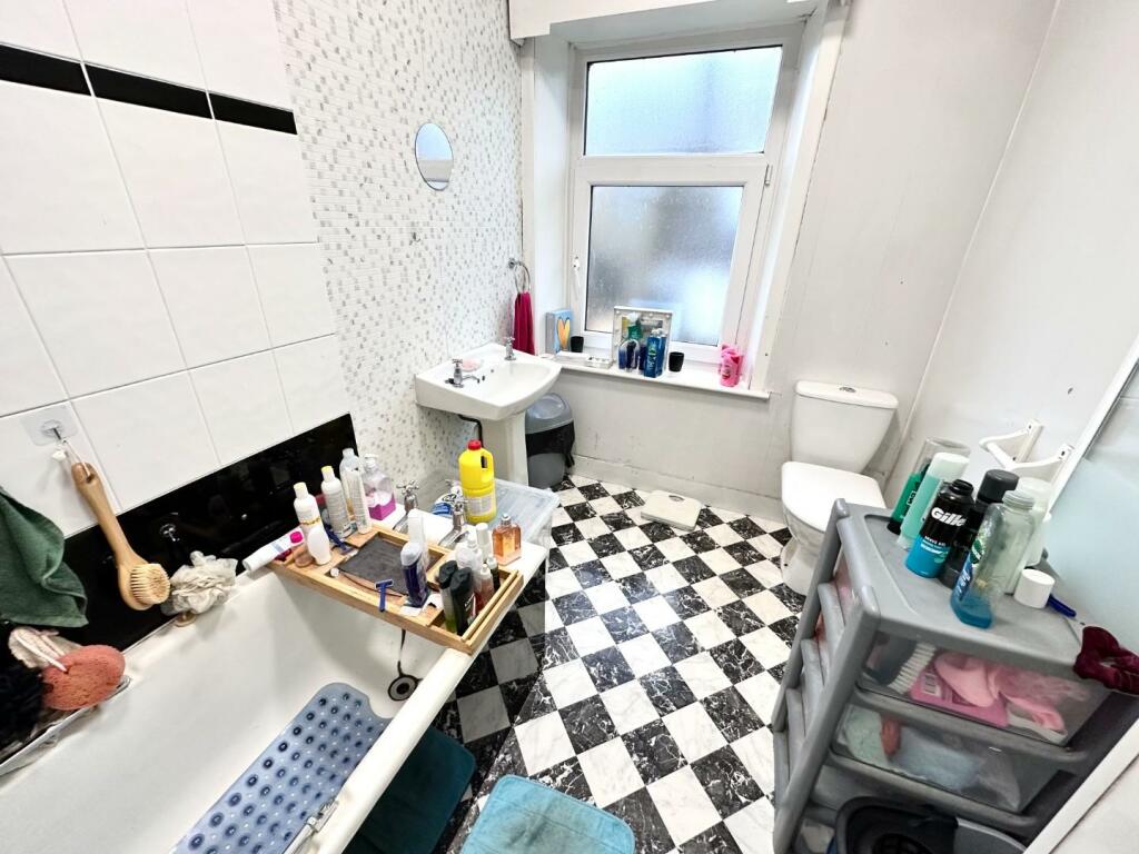 Additional property image - Burnley Road, Briercliffe