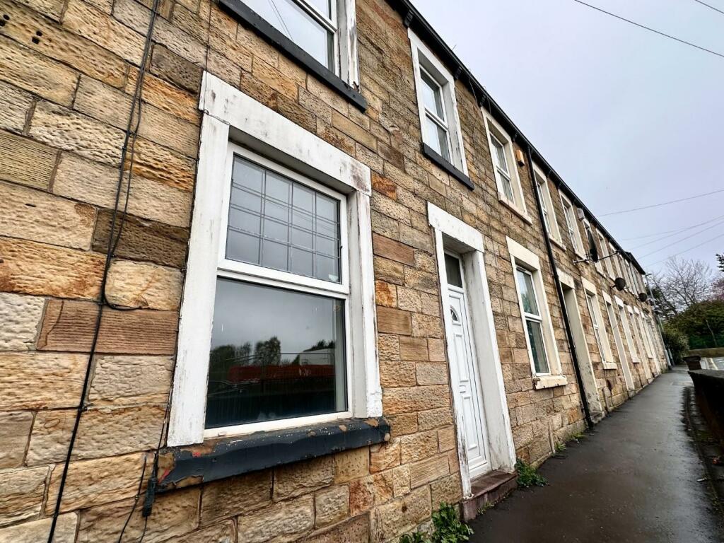 2 bedroom terraced house for sale in 6 Adlington