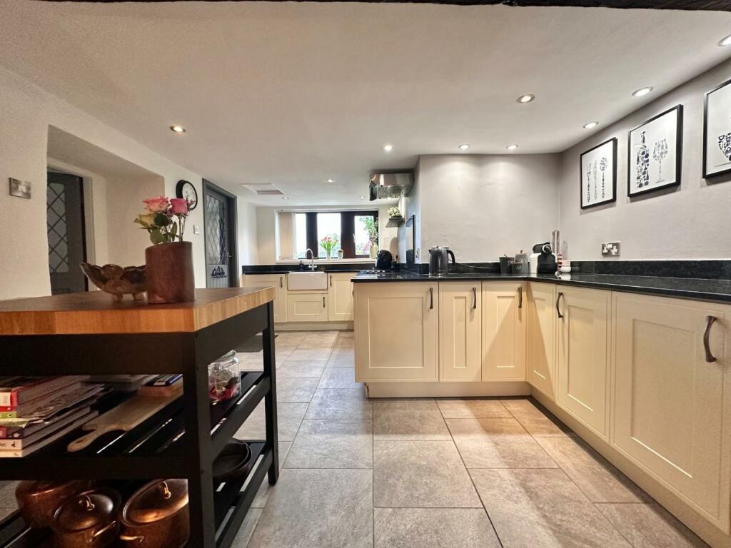 Additional property image - Southfield Lane, Southfield