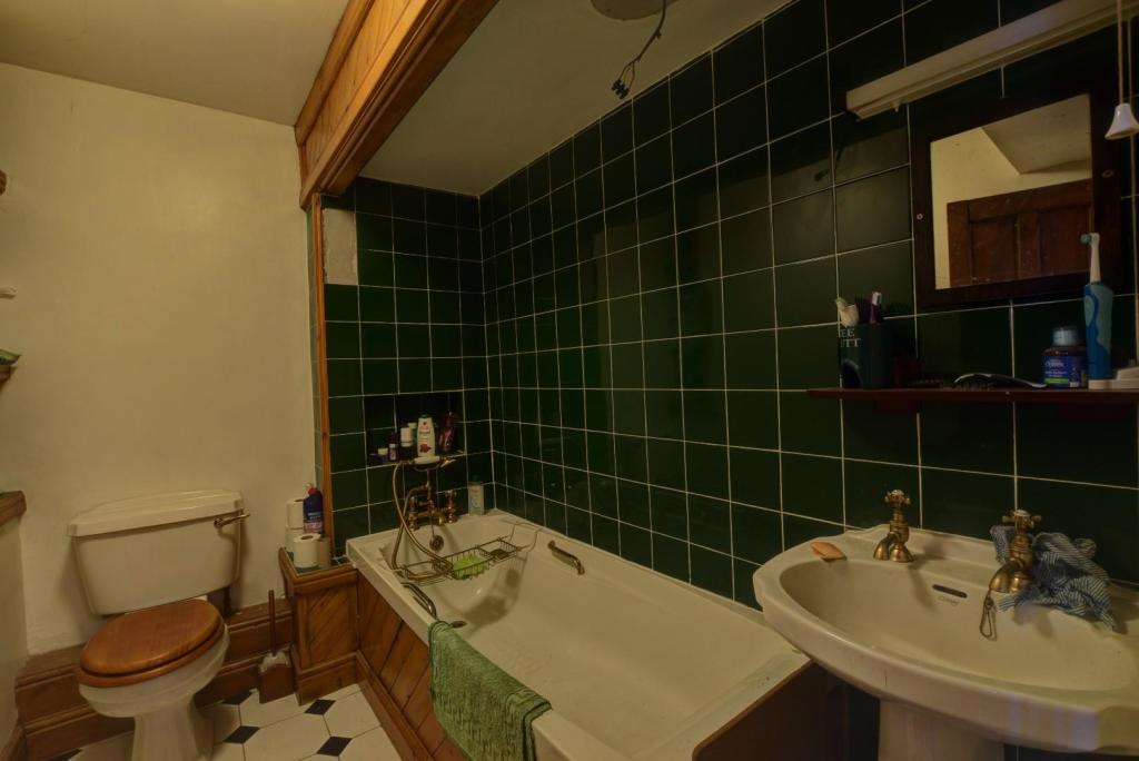 1 bedroom flat for sale in Stackhouses, Bank Parade, Burnley, BB11