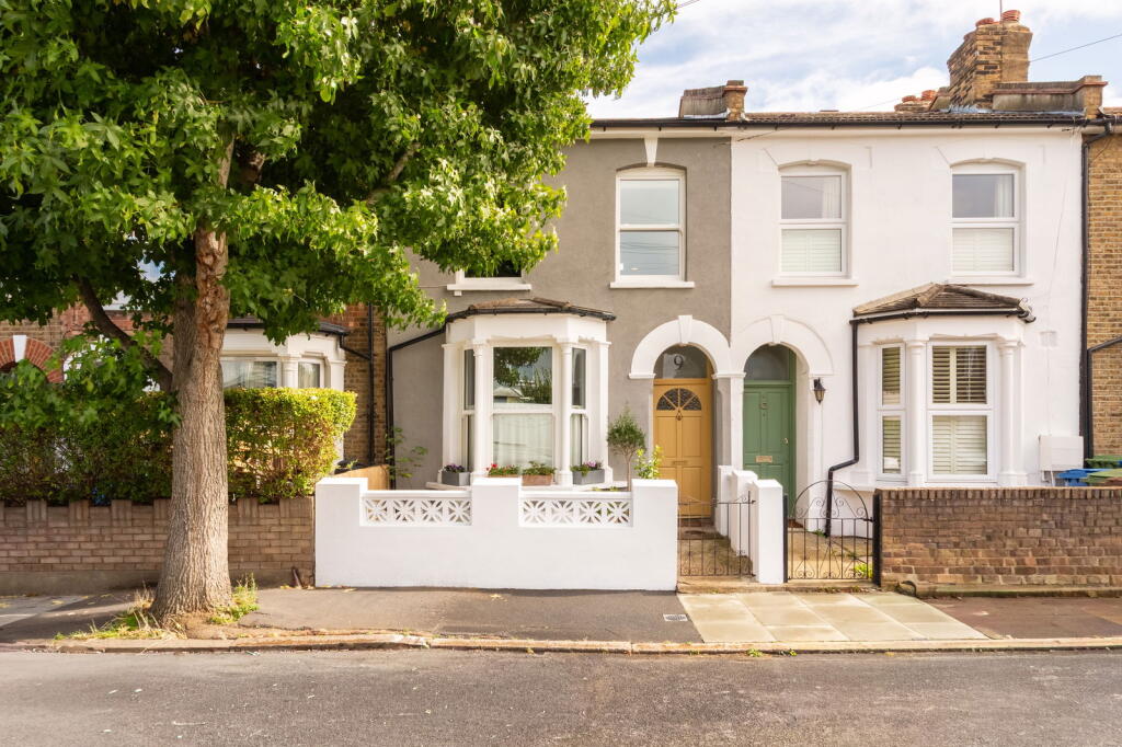 Main image of property: Lanvanor Road, London, SE15 2BT