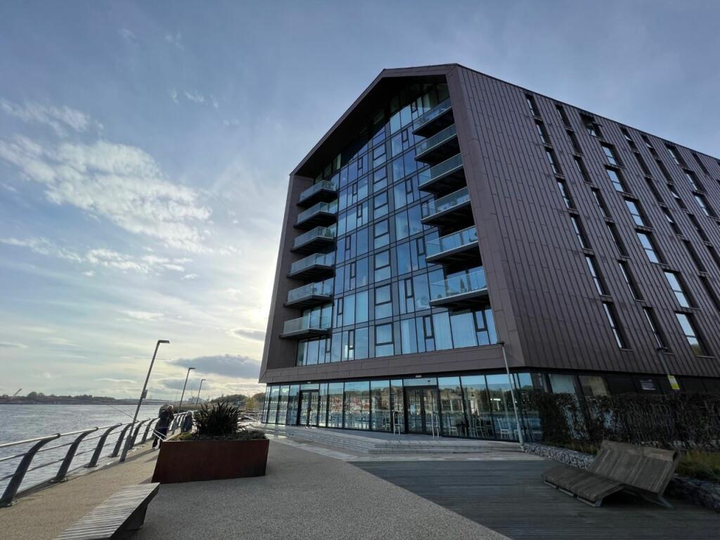 1 bedroom flat for sale in Duke Street, Smiths Dock, North Shields