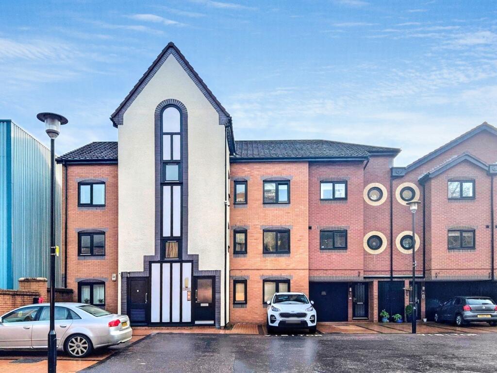 Main image of property: Dolphin Quays, North Shields, Newcastle, Tyne and Wear, NE29 6HF
