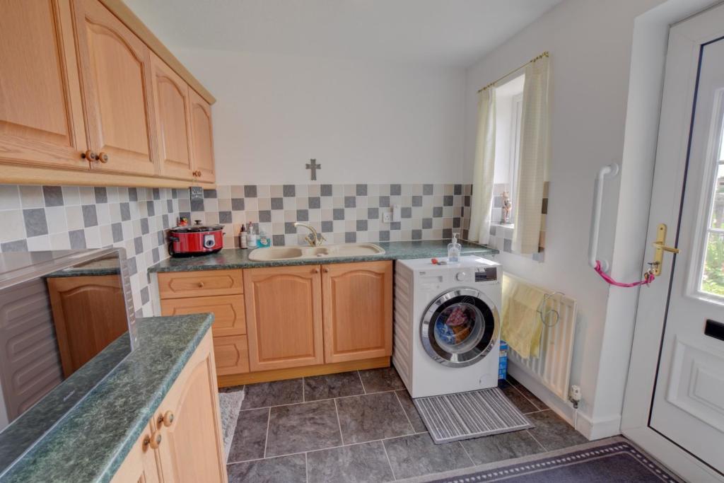 4 bedroom detached house for sale in Pendle Fields, Fence, Burnley, BB12