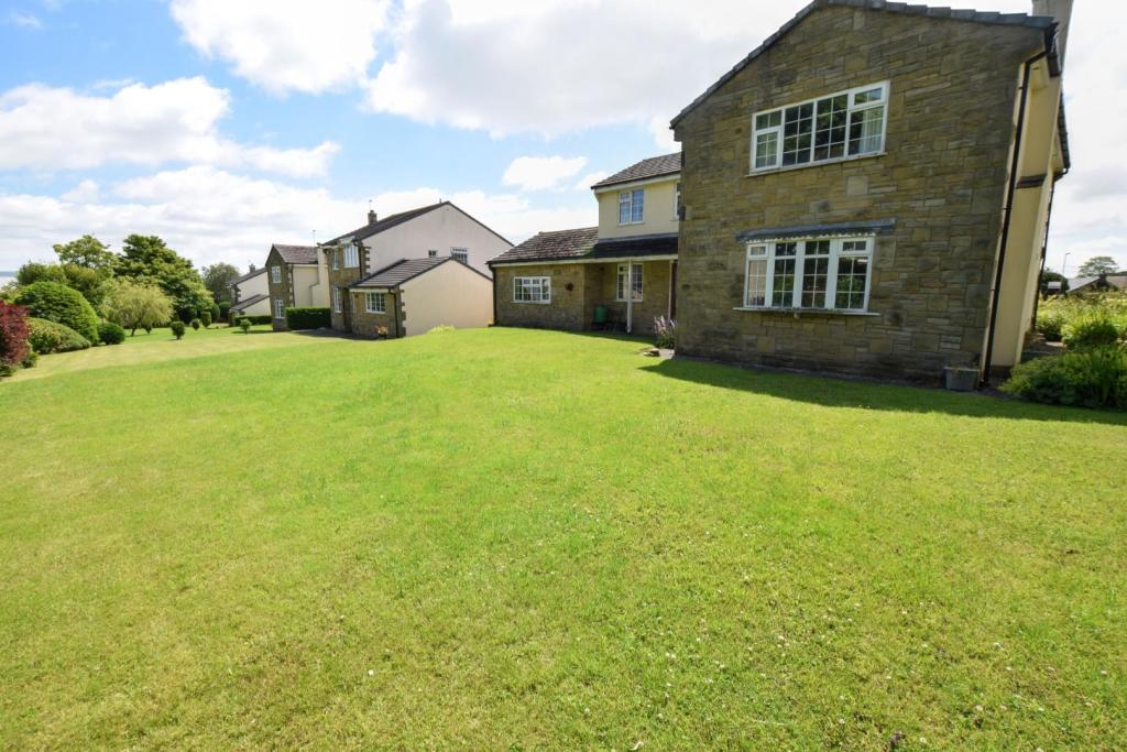 4 bedroom detached house for sale in Pendle Fields, Fence, Burnley, BB12