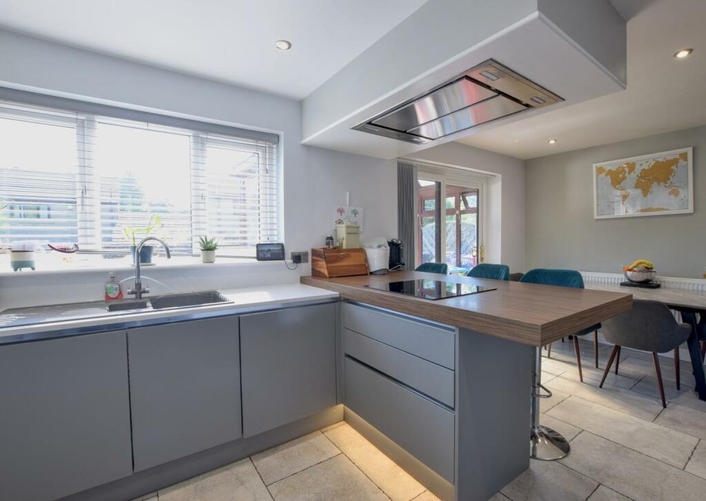 Additional property image - Chevassut Close, Barrowford