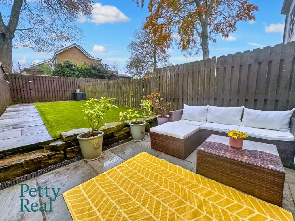 Additional property image - Field Top Court, Fence