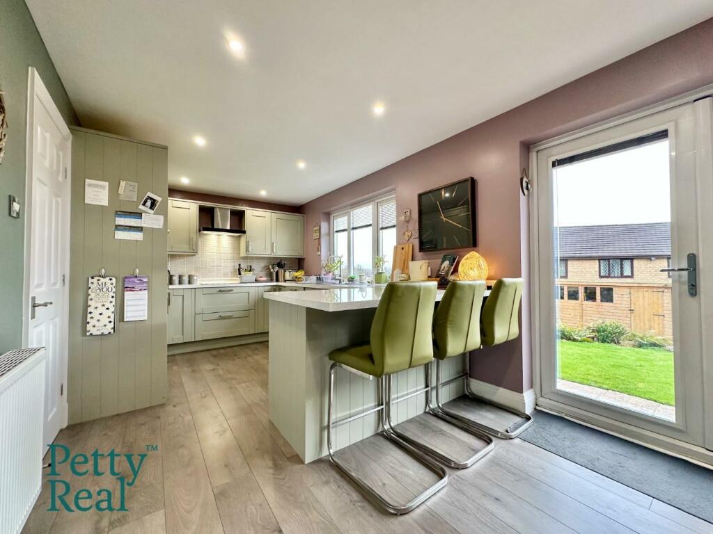 Additional property image - Linton Gardens, Barrowford