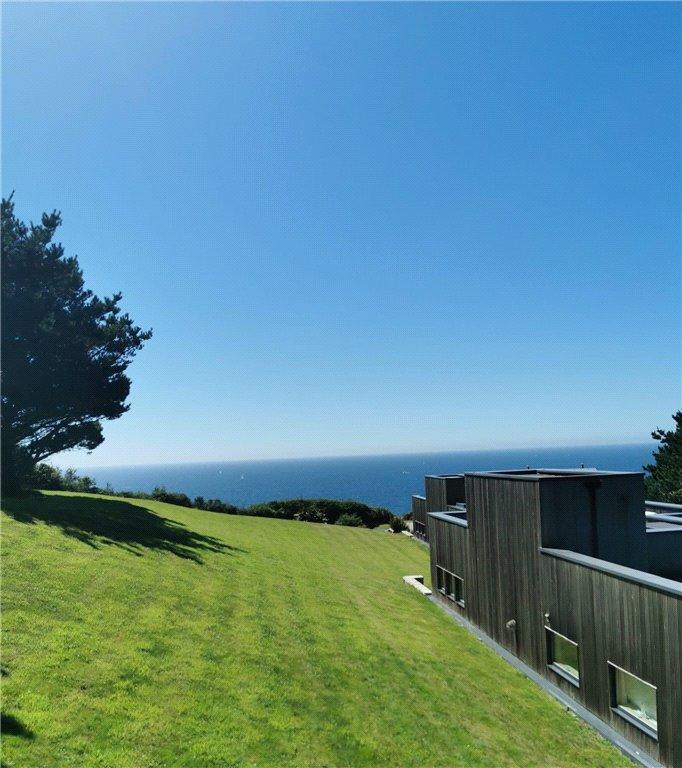 the bay handbolsas on sale