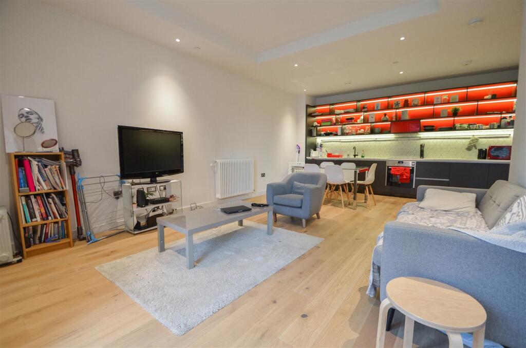 Main image of property: Hercules House, Botanic Square, London, E14
