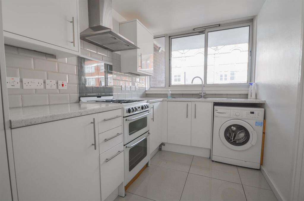 Main image of property: Goswell Road, London, EC1V